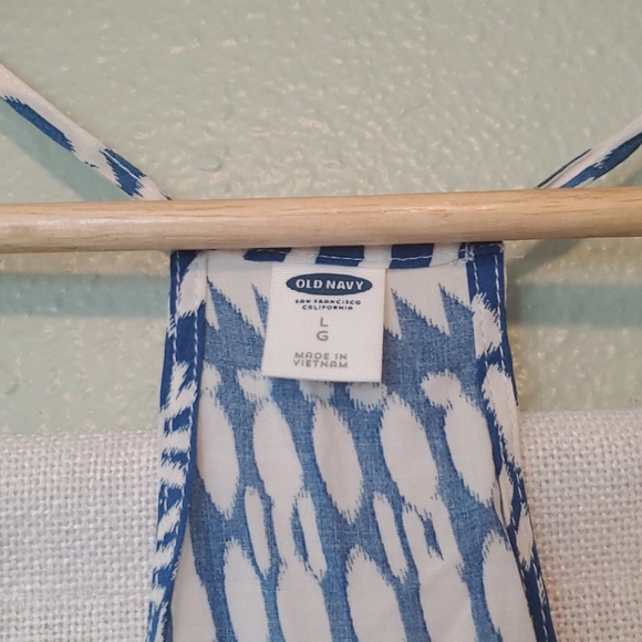 Top - Picture 3 of 4